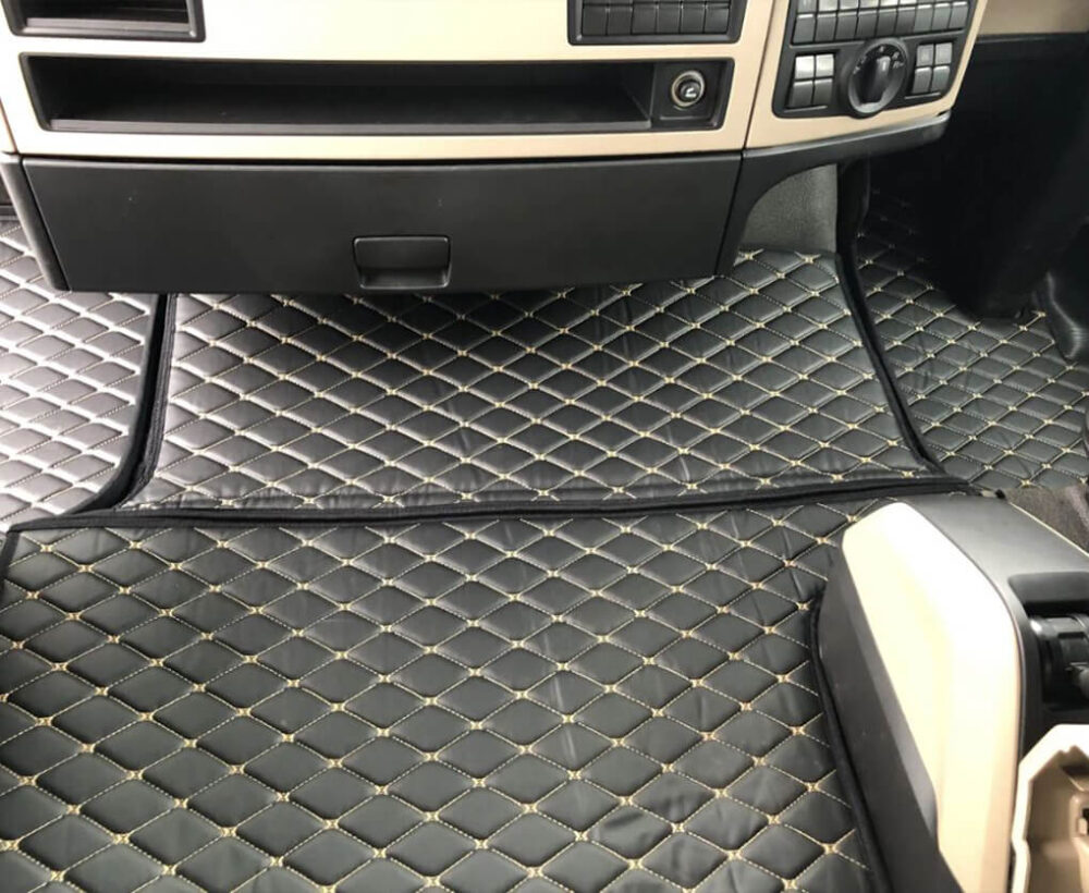 MAN TGX Truck Mats - Centre Cowl