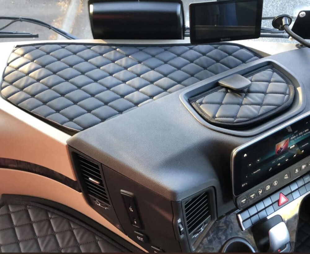 Mercedes Actros Tailored Truck Mats - Dash Mat